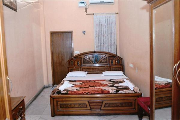 Hotel Soorya Heritage Inn 蓬蒂切里 外观 照片