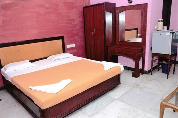 Hotel Soorya Heritage Inn 蓬蒂切里 外观 照片